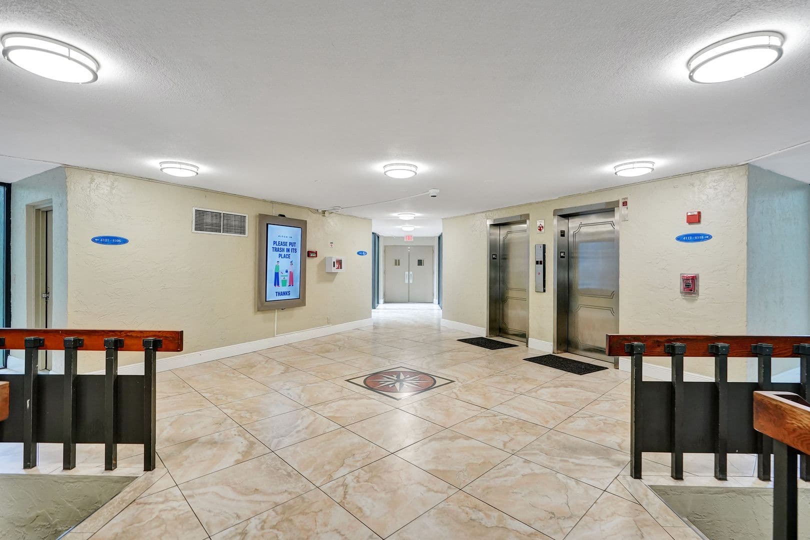 Lauderhill Apartment: 4222 Inverrary Blvd Unit 4810