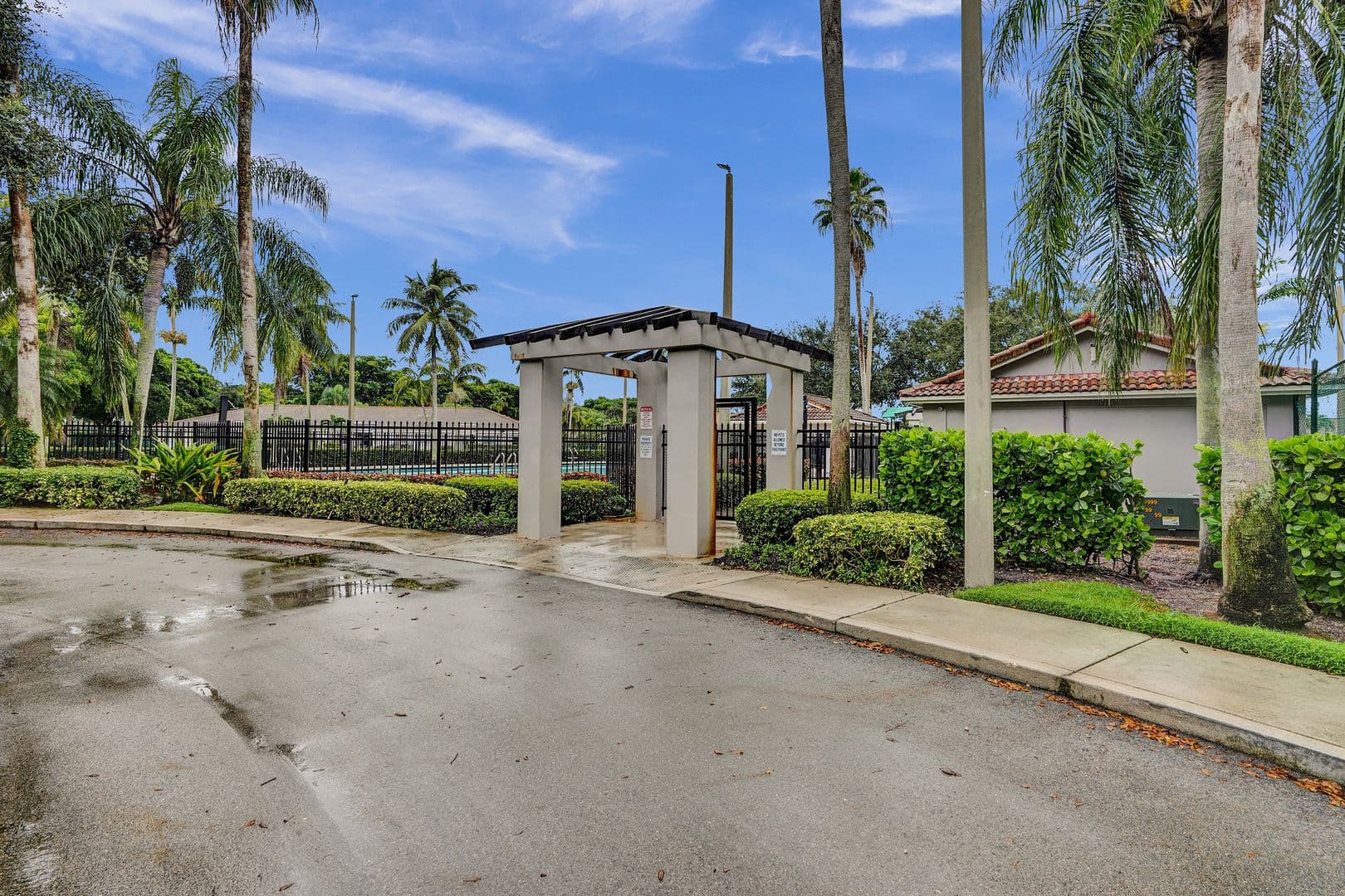 Miramar Townhome: 1841 SW 112TH TER