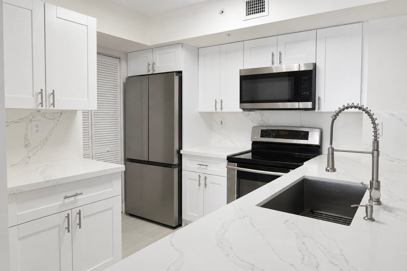 Davie Condo: 2640 S UNIVERSITY DR UNIT 205
