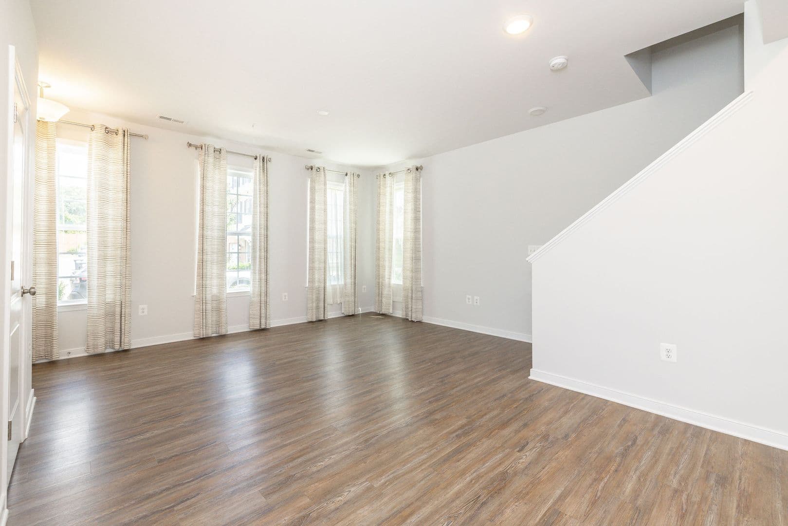 Richmond House: 5920 Whitehurst Ln