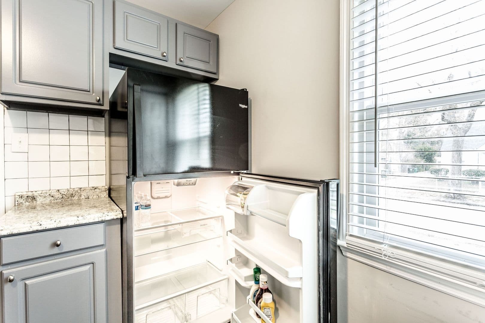 Richmond Apartment: 222 W 31st St