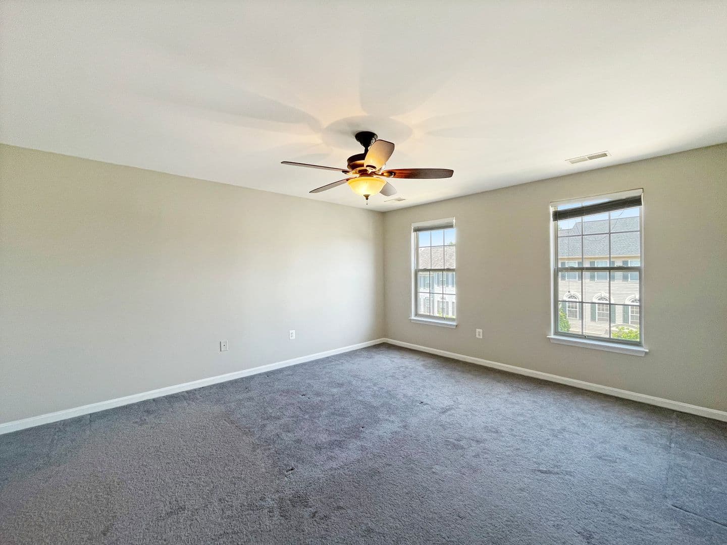 Woodbridge House: 15716 Palermo Terrace