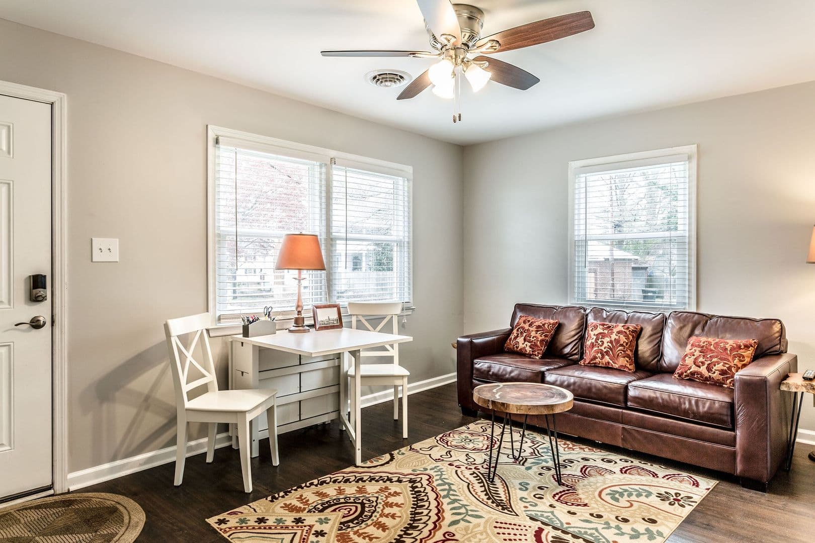 Richmond Apartment: 222 W 31st St