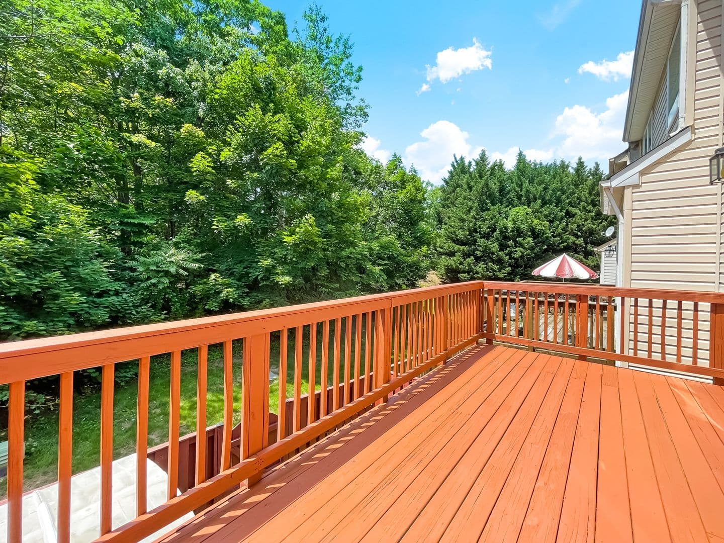 Woodbridge House: 15716 Palermo Terrace