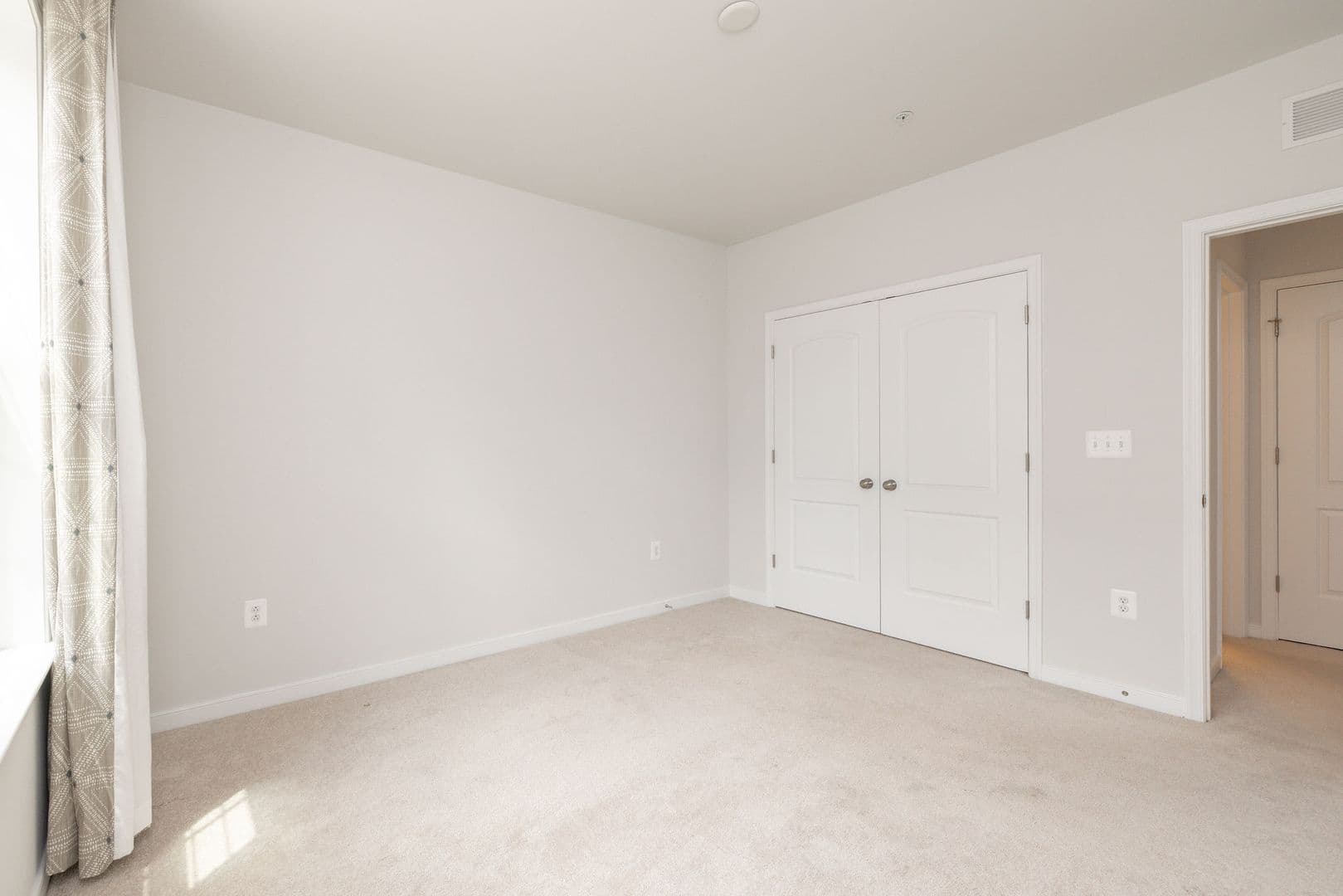 Richmond House: 5920 Whitehurst Ln