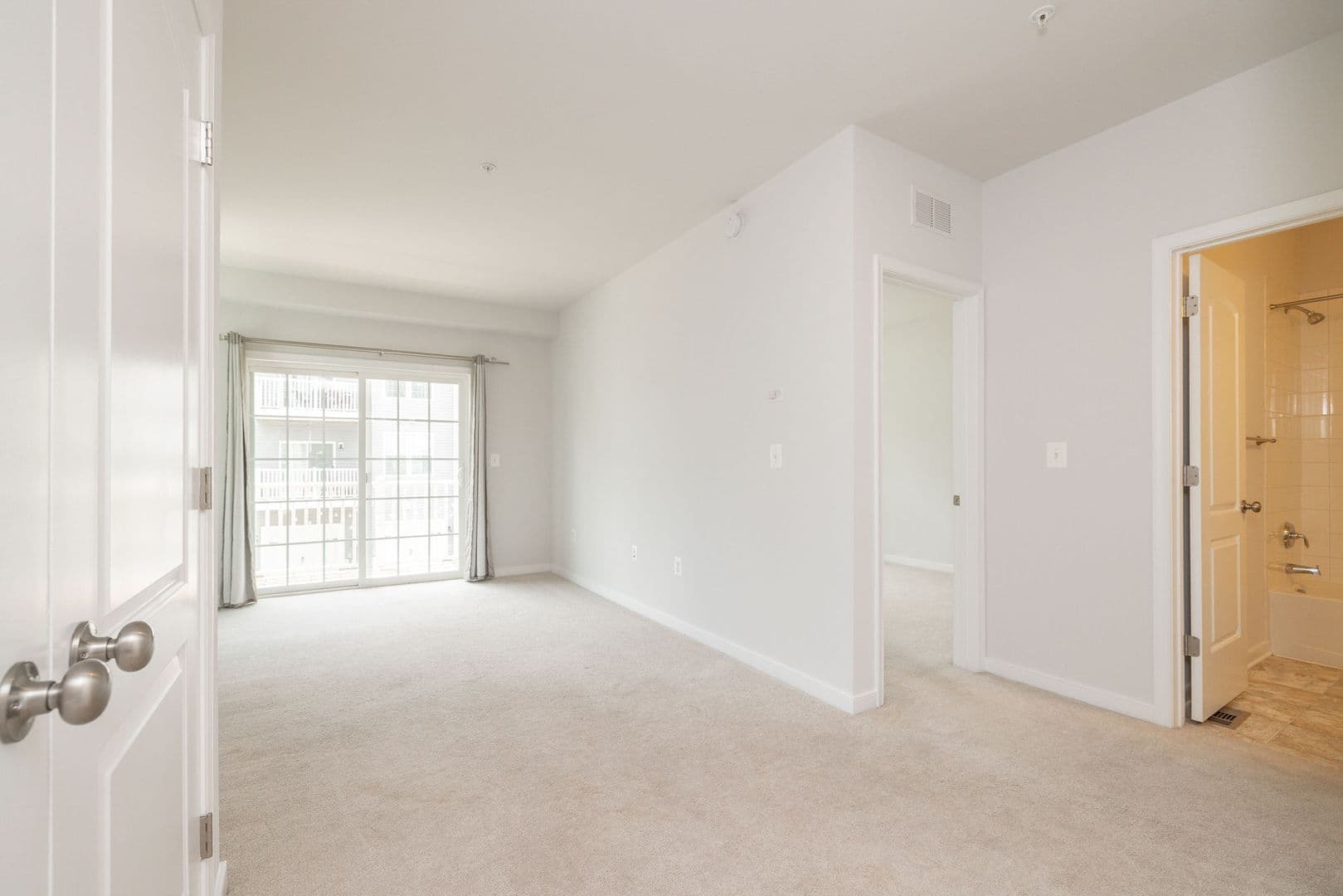 Richmond House: 5920 Whitehurst Ln