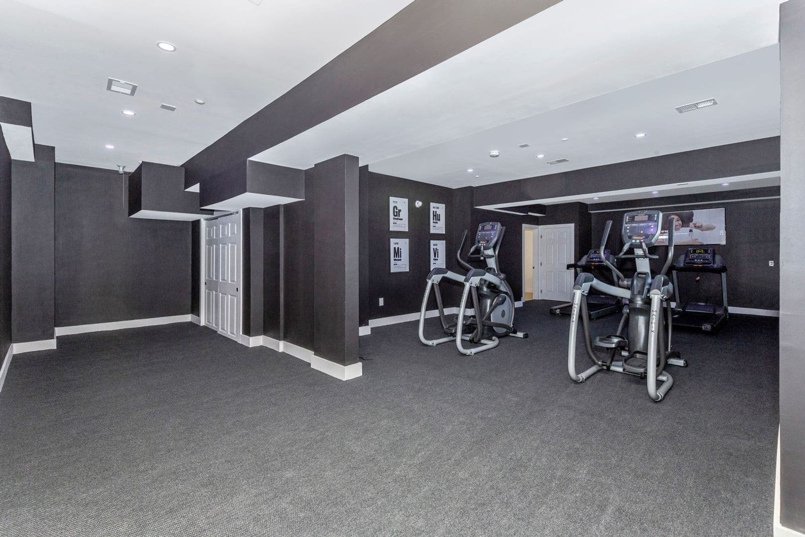 Shippensburg Apartment: 2 Morningstar Lane