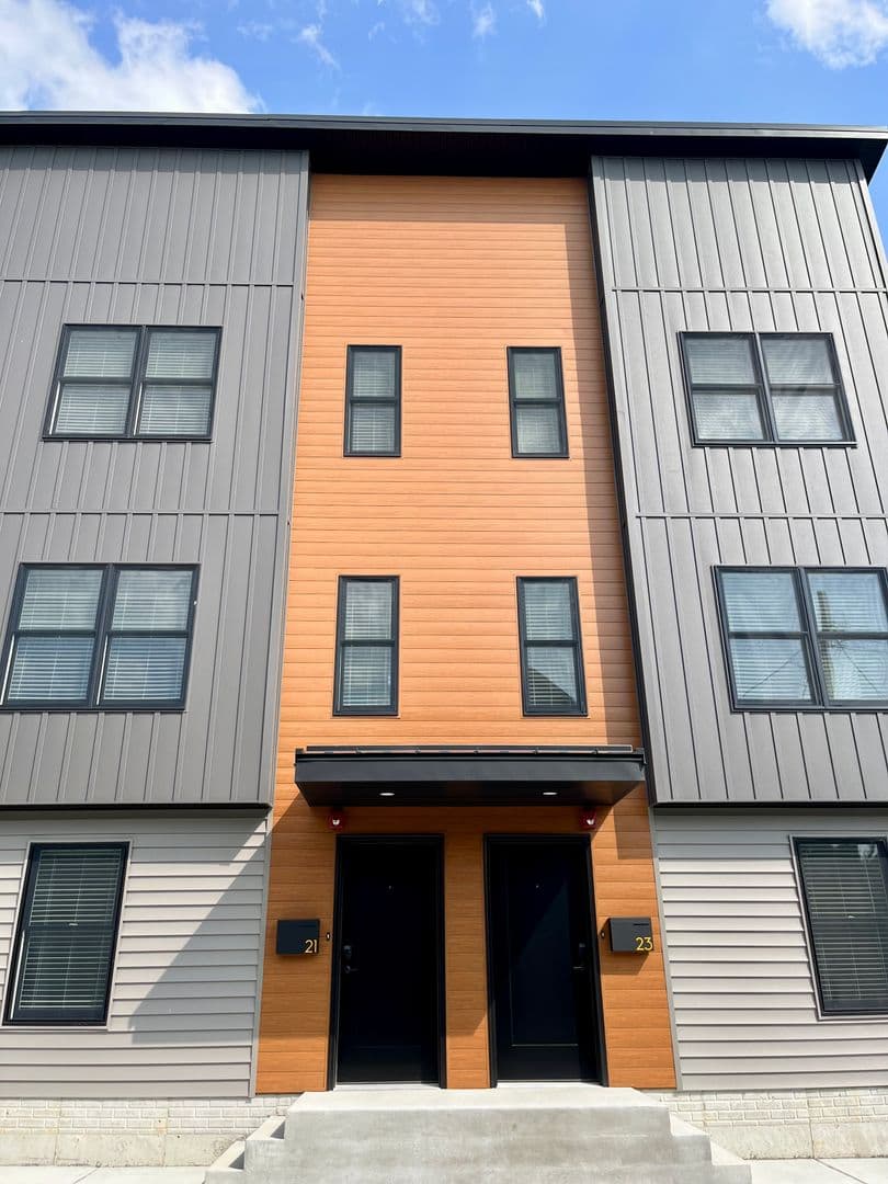 Waynesboro Apartment: 13-23 Philadelphia Ave