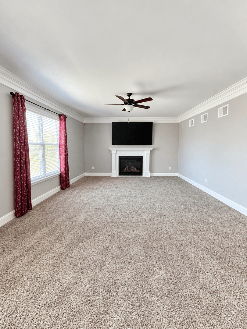 Shippensburg House: 1106 Southwood Dr