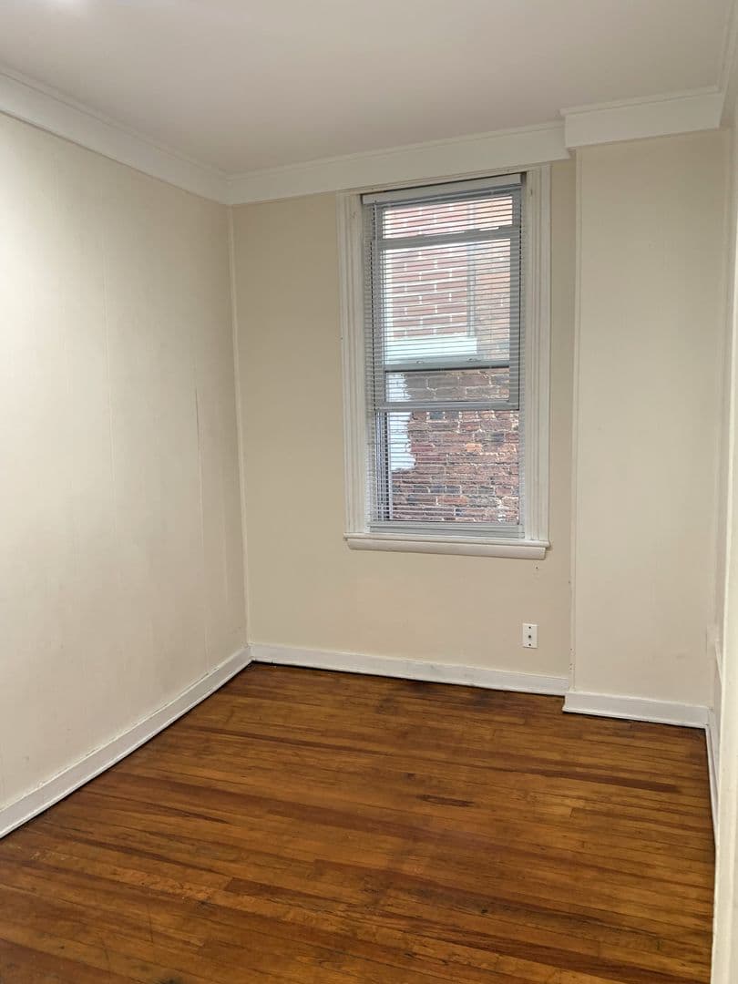 Chambersburg Apartment: 149 S Main St