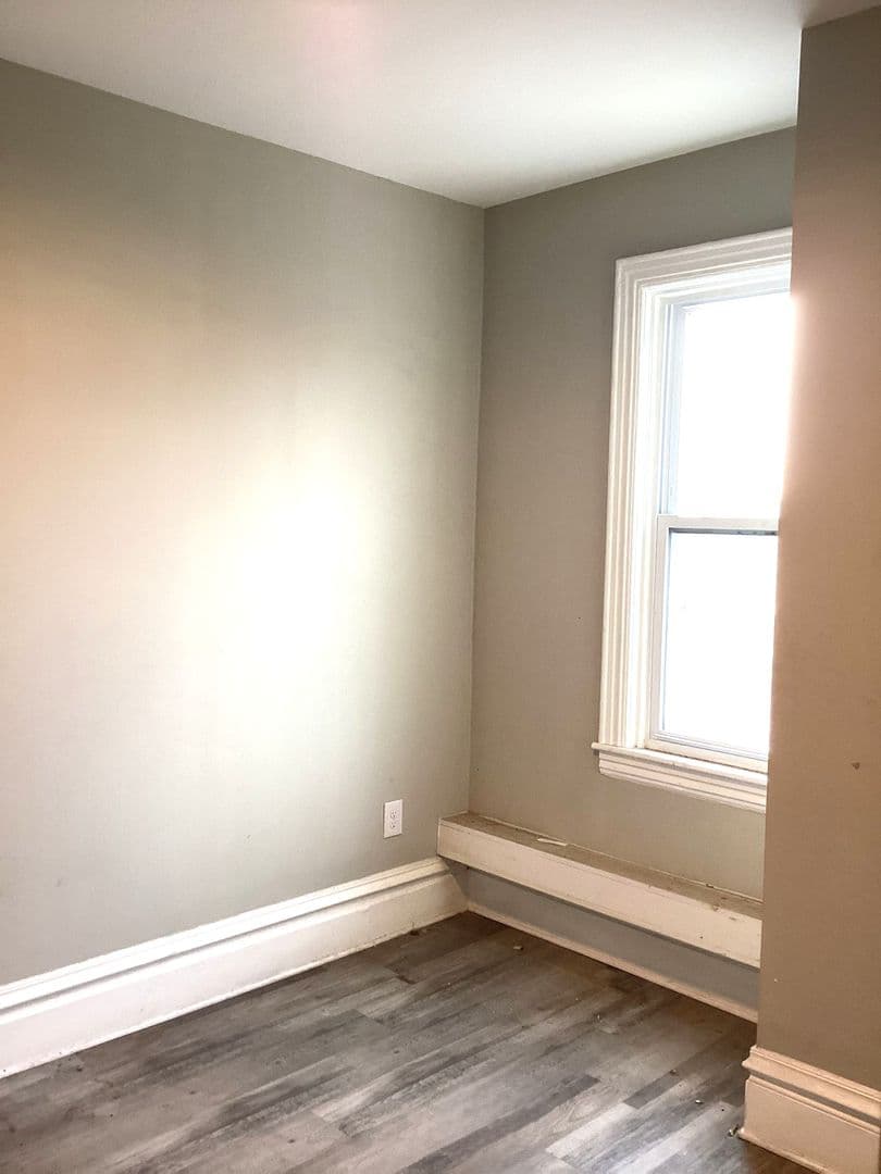 Chambersburg Apartment: 23-27 Lincoln Way West