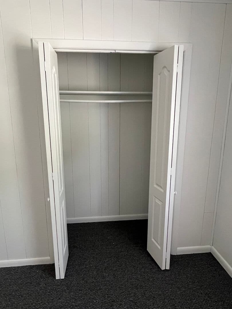 Fayetteville Apartment: 5075 Lincoln Way E