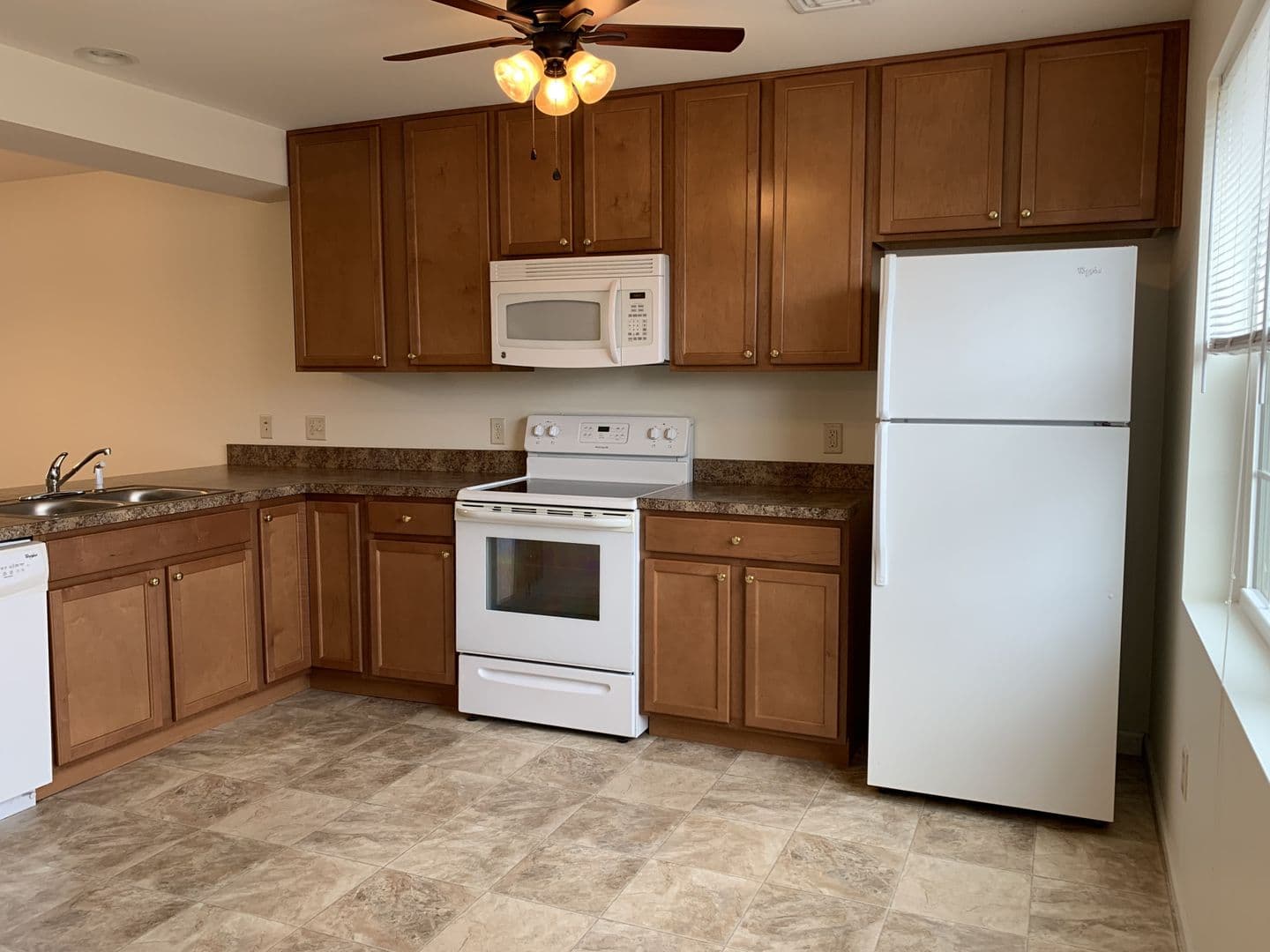 Chambersburg Apartment: 391-405 Lantern Ln