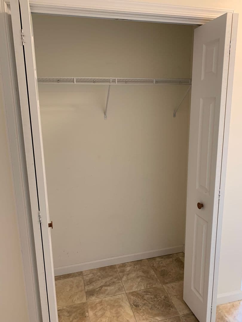 Chambersburg Apartment: 391-405 Lantern Ln