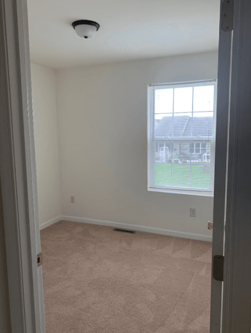 Chambersburg Apartment: 442-456 Lantern Ln