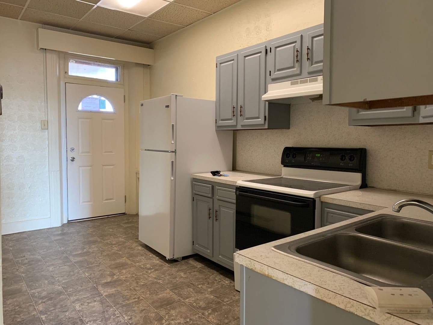 Chambersburg Apartment: 135 S 2nd St
