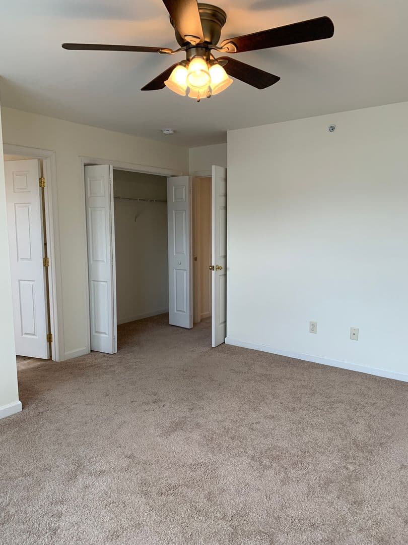 Chambersburg Apartment: 391-405 Lantern Ln