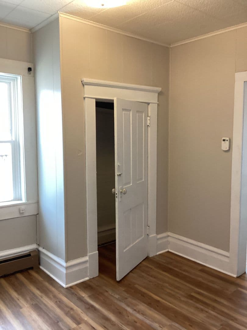 Shippensburg Apartment: 31 W King St