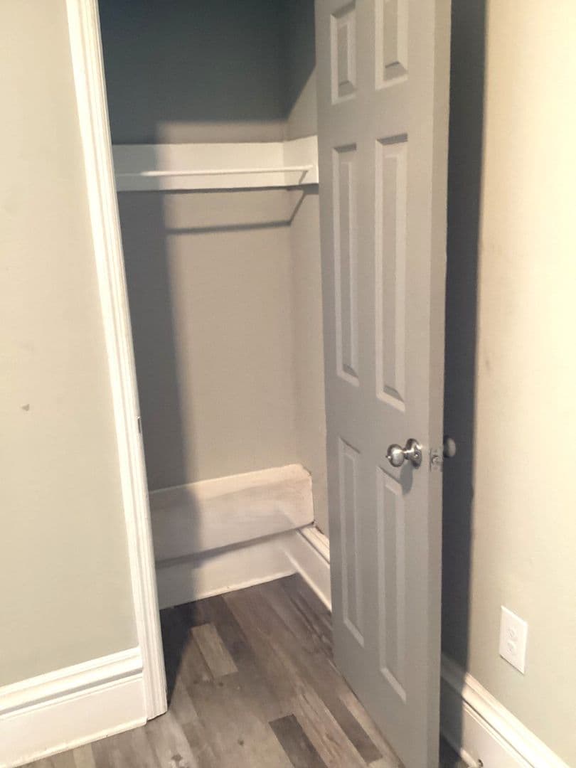 Chambersburg Apartment: 23-27 Lincoln Way West