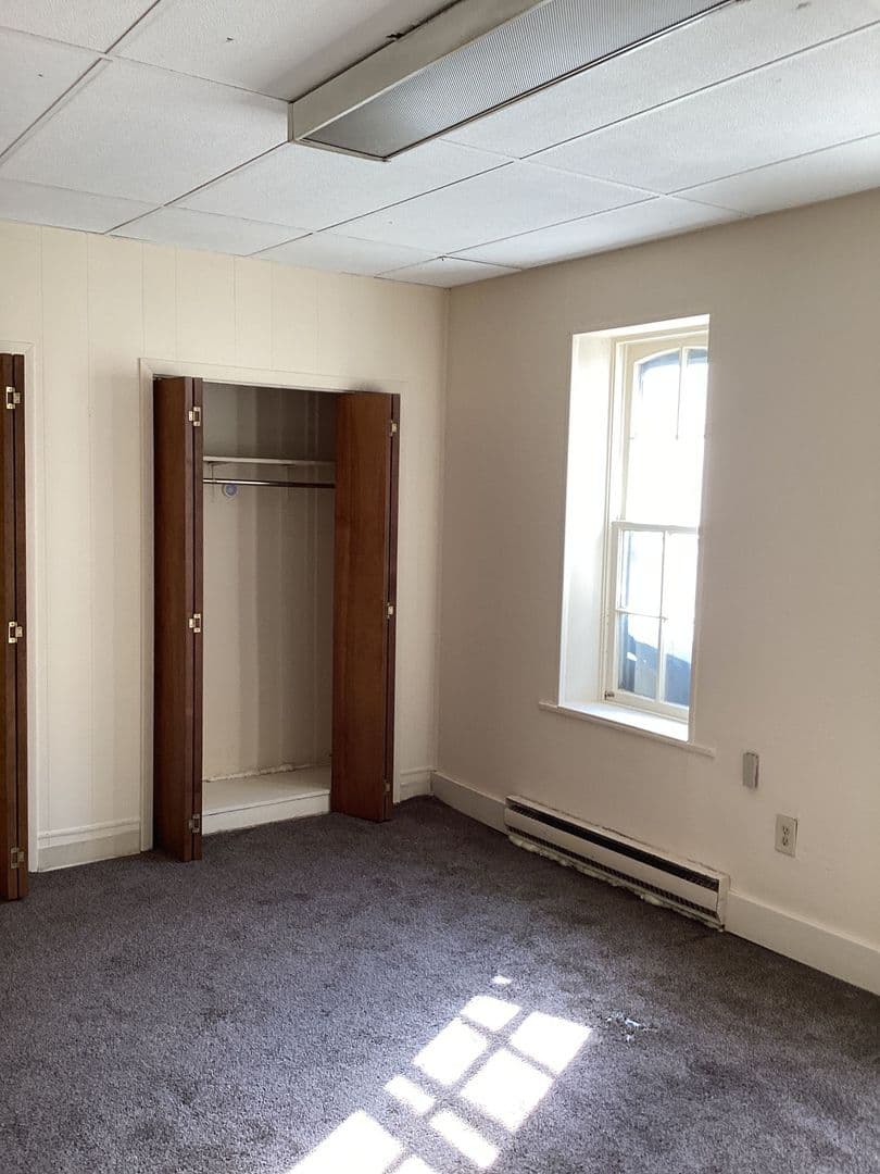 Shippensburg Apartment: 212 E King St