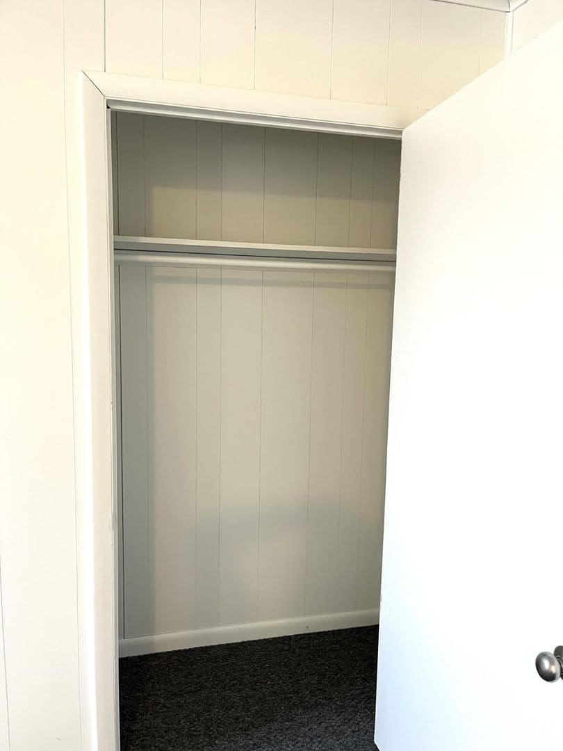 Fayetteville Apartment: 5075 Lincoln Way E