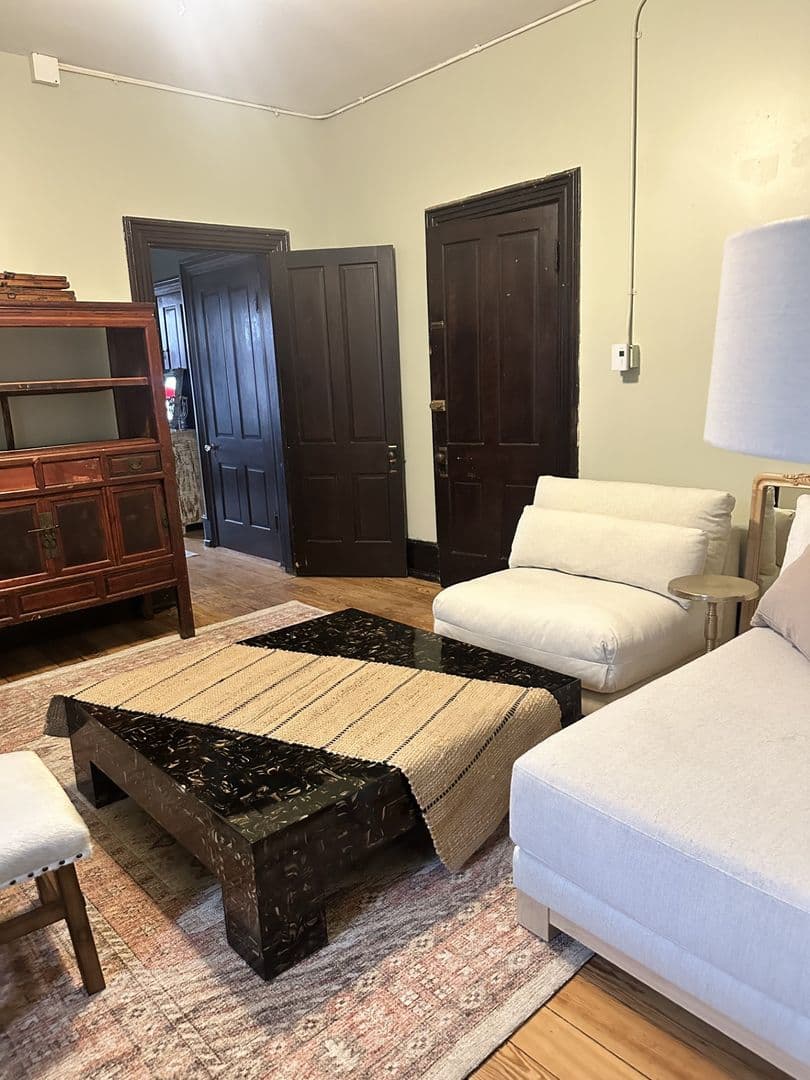 Greencastle Apartment: 138 S Carlisle St