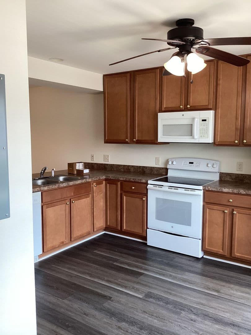Chambersburg Apartment: 371-385 Lantern Ln