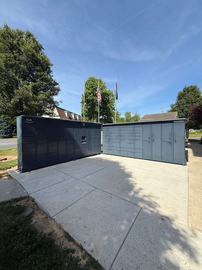 Shippensburg Apartment: 2 Morningstar Lane