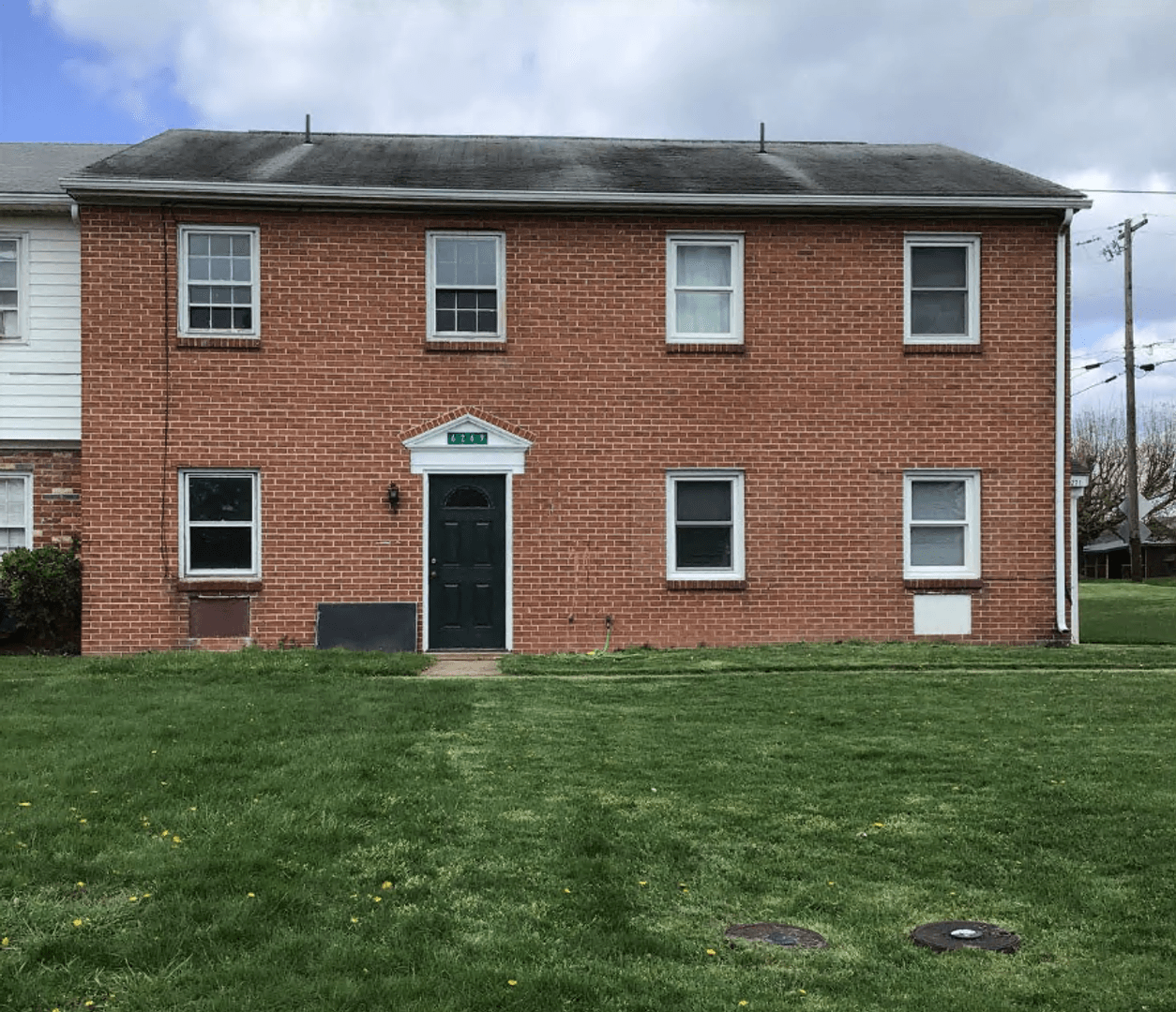 Chambersburg House: 6269 Mountain View Dr
