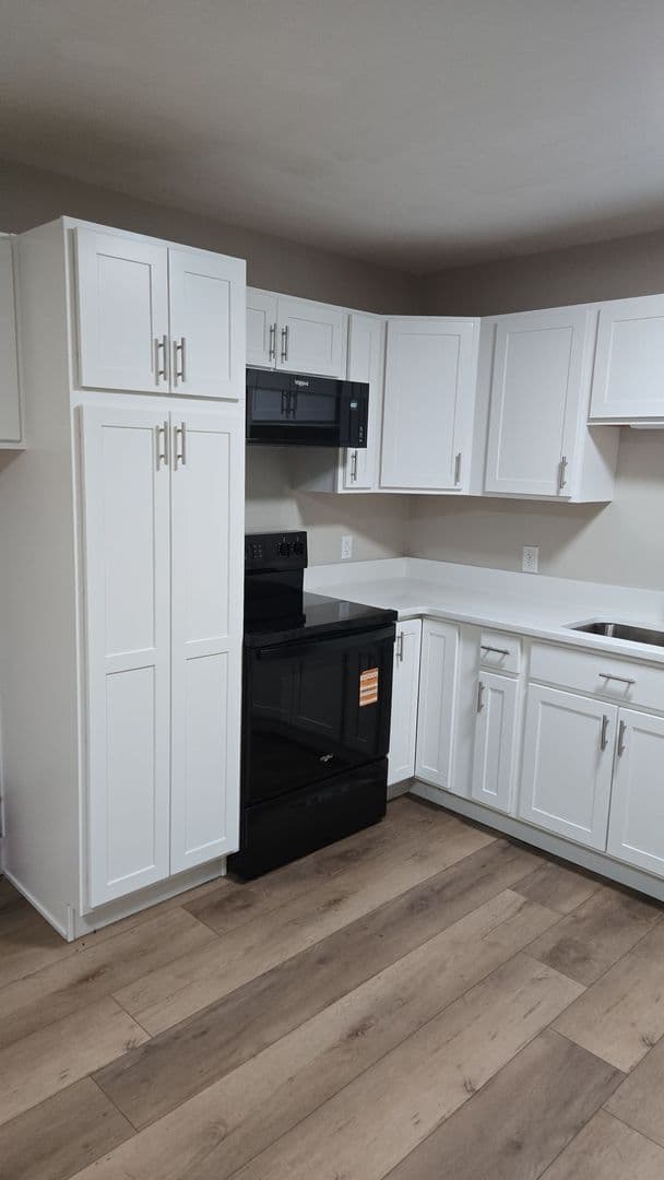 Chambersburg House: 6269 Mountain View Dr
