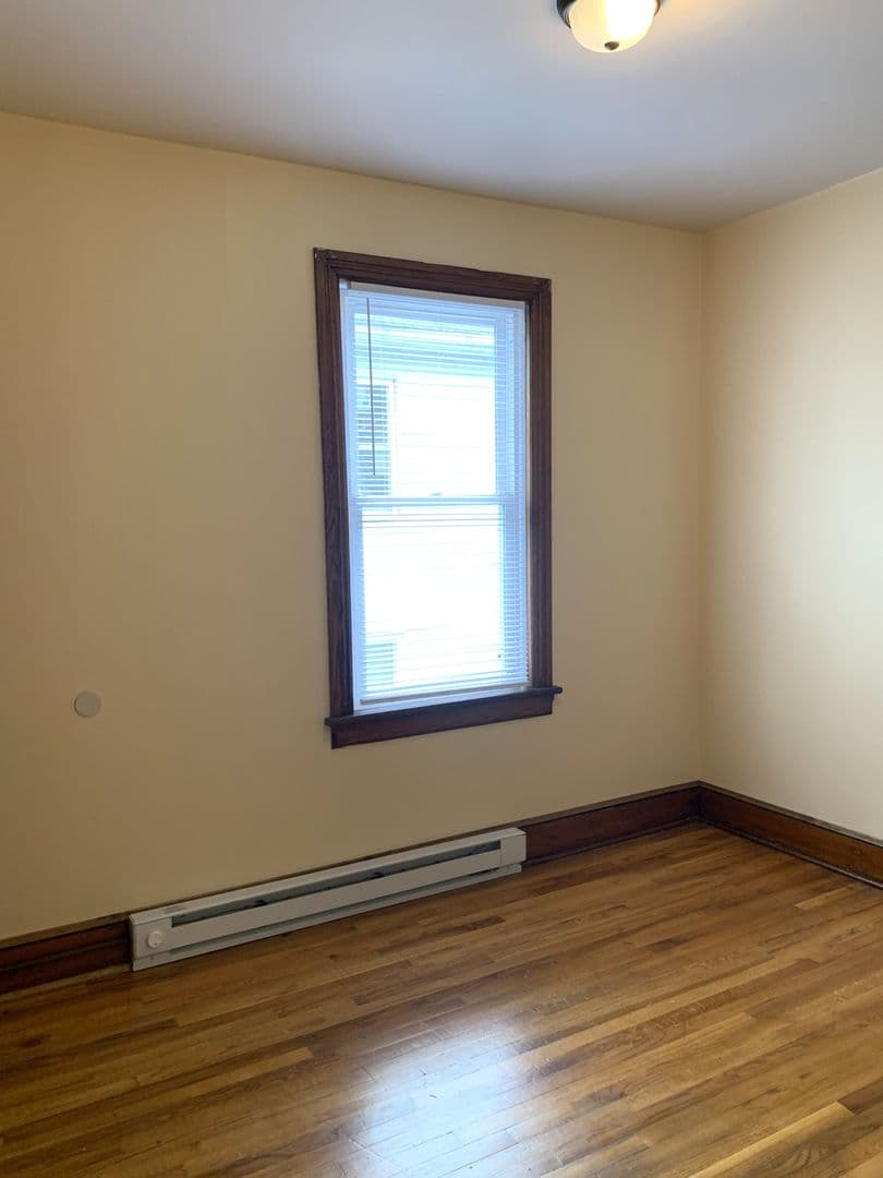 Chambersburg Apartment: 3885 Scotland Main St