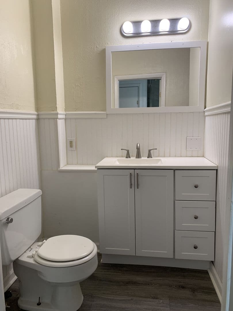 Chambersburg Apartment: 135 S 2nd St