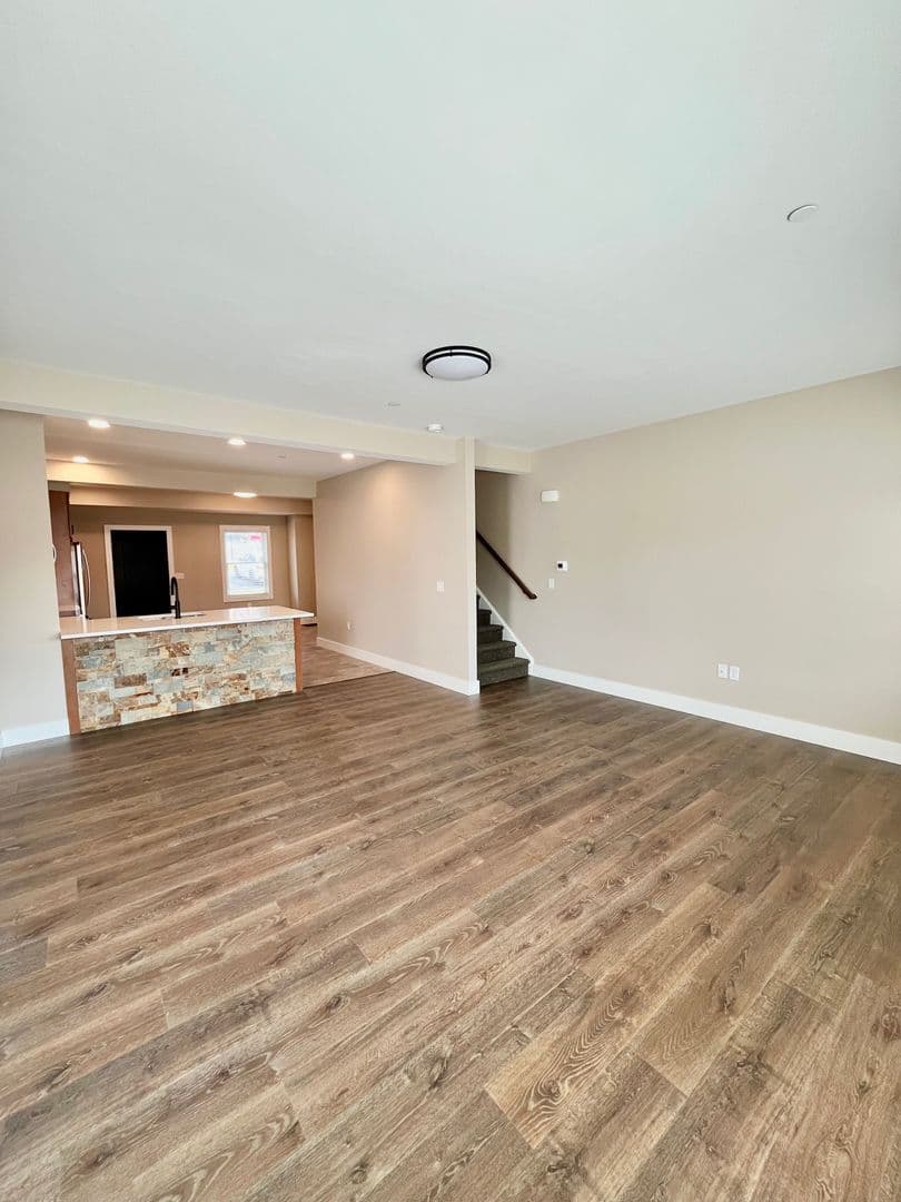 Waynesboro Apartment: 13-23 Philadelphia Ave