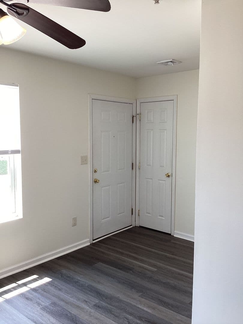 Chambersburg Apartment: 371-385 Lantern Ln