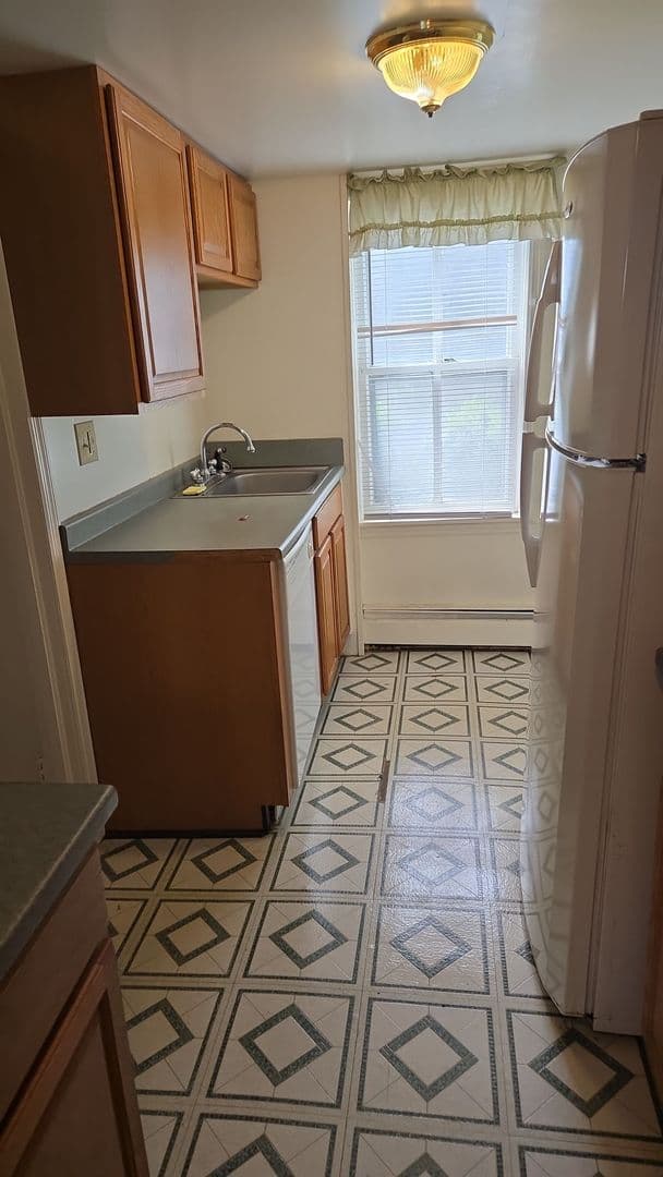 Mercersburg Apartment: 106-108 S Main St
