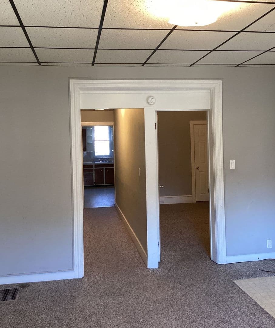 Chambersburg Apartment: 975-979 Scotland Ave