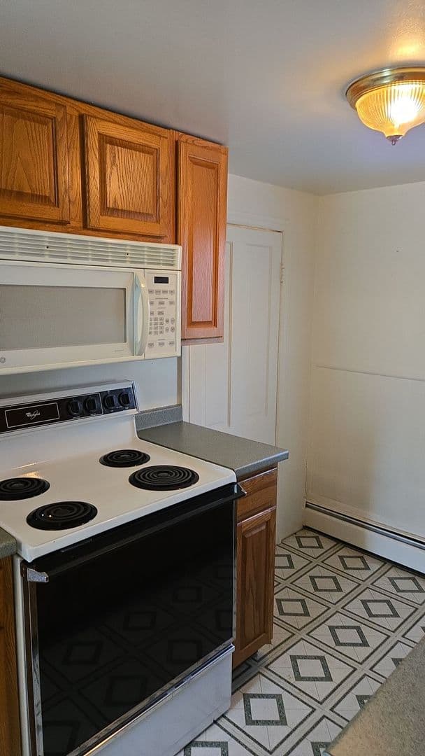 Mercersburg Apartment: 106-108 S Main St
