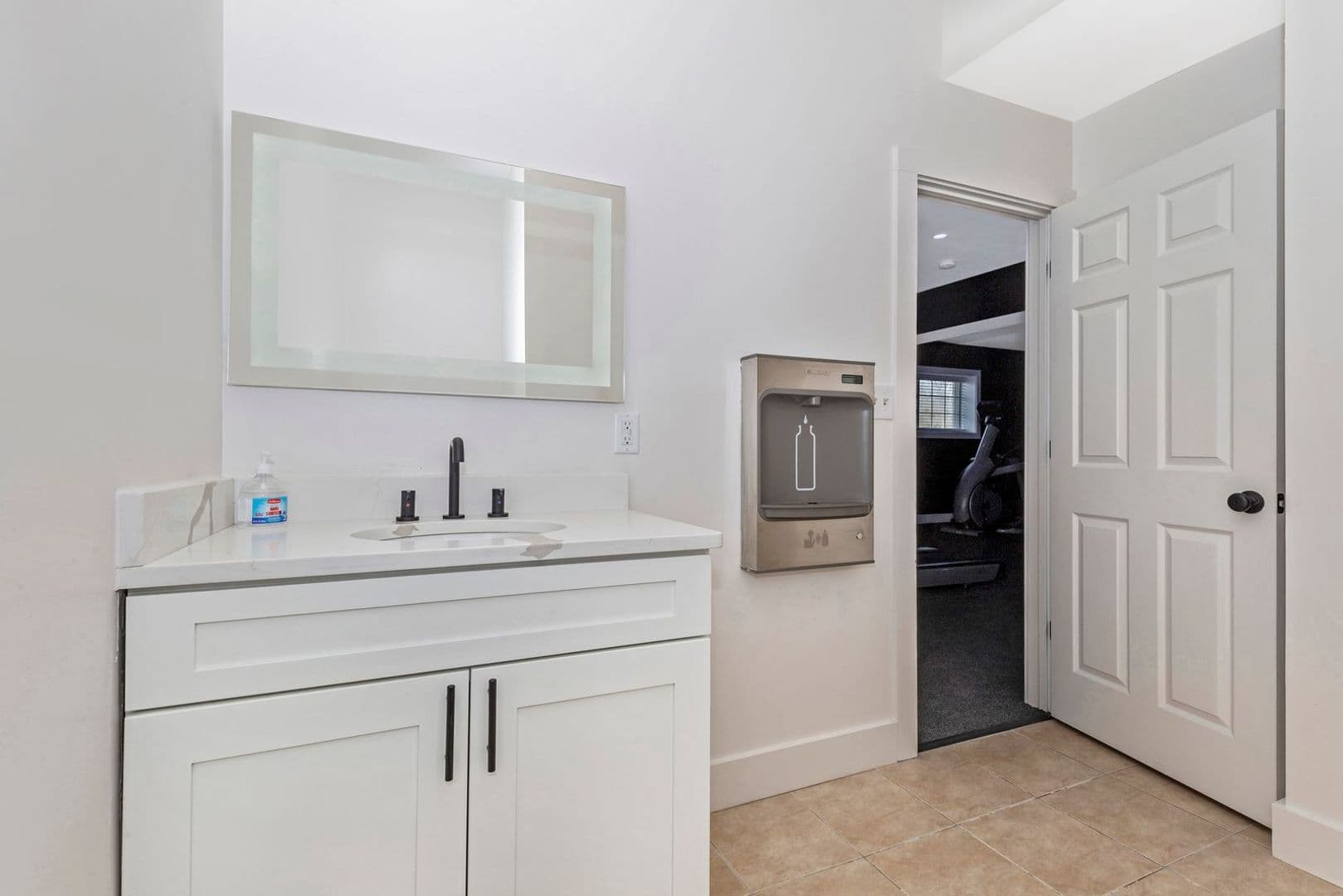 Shippensburg Apartment: 2 Morningstar Lane