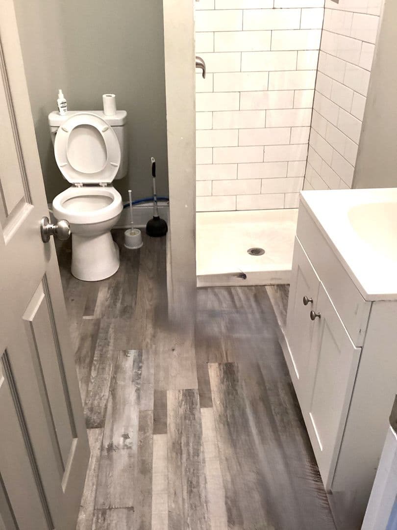 Chambersburg Apartment: 23-27 Lincoln Way West