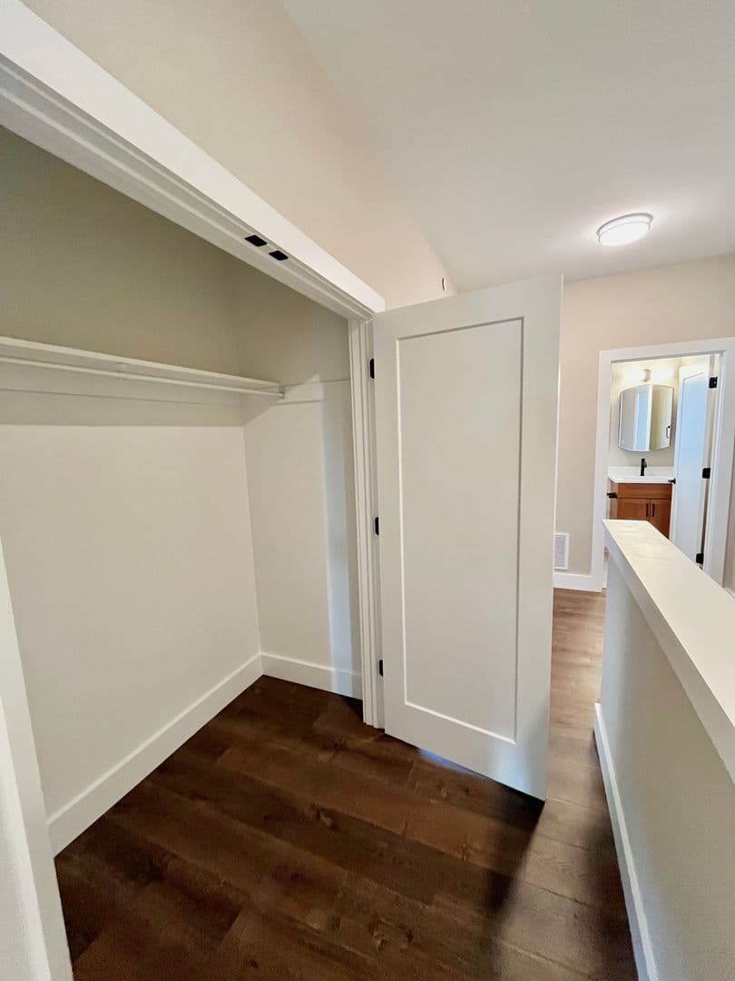 Waynesboro Apartment: 13-23 Philadelphia Ave
