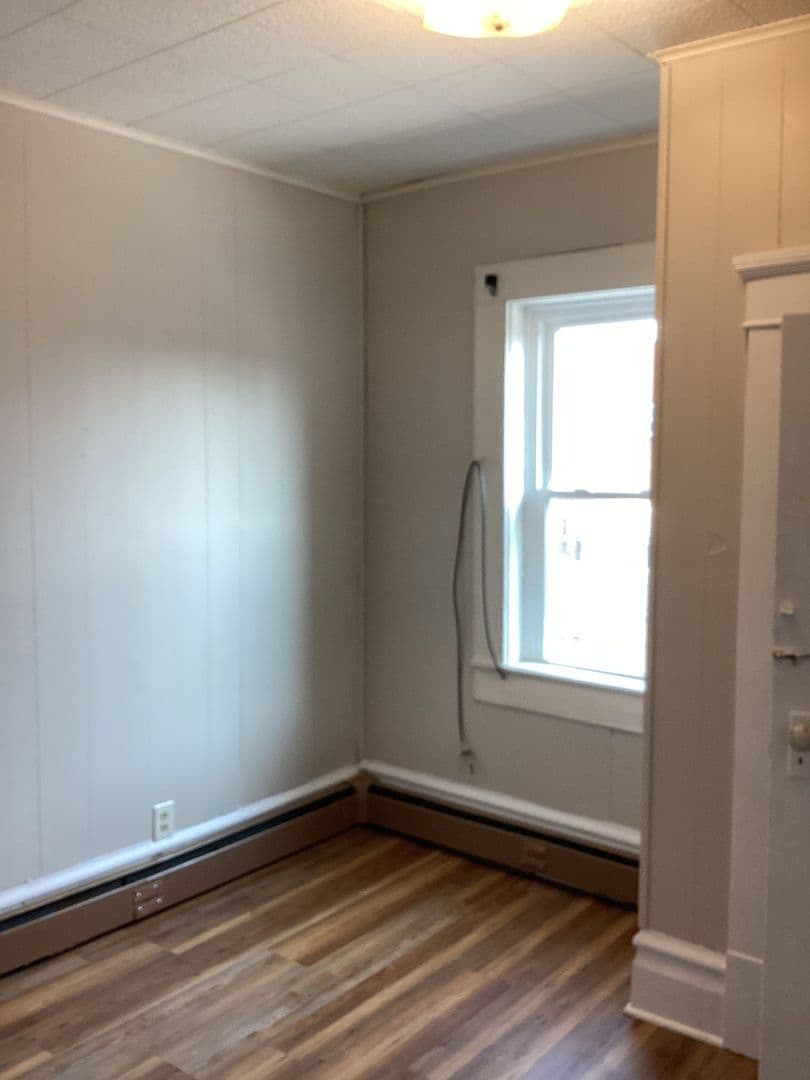 Shippensburg Apartment: 31 W King St