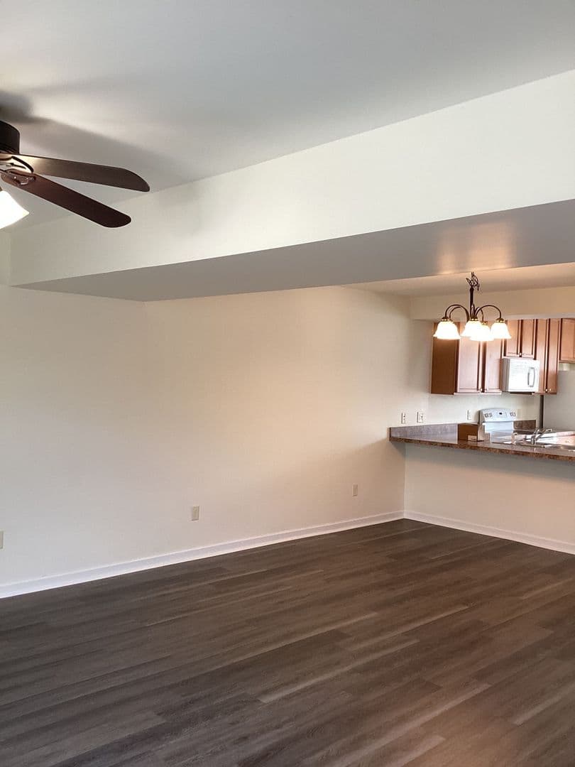 Chambersburg Apartment: 371-385 Lantern Ln