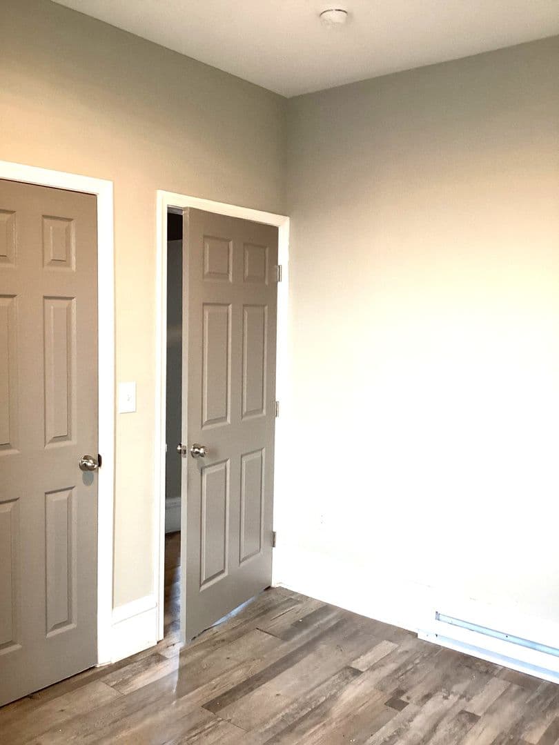 Chambersburg Apartment: 23-27 Lincoln Way West