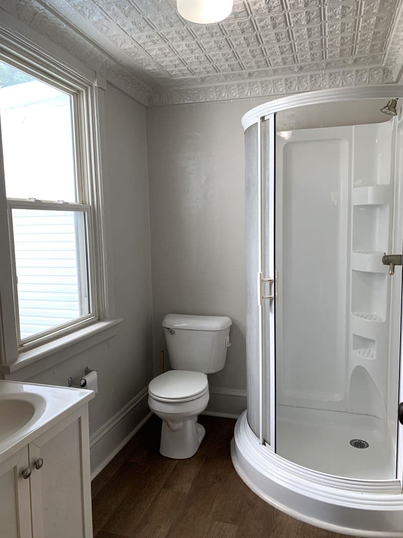 McConnellsburg Apartment: 204 Lincoln Way East