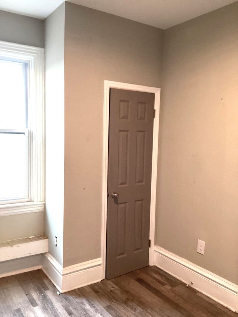 Chambersburg Apartment: 23-27 Lincoln Way West