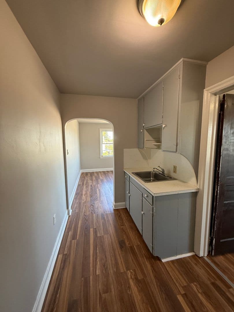 Chambersburg Apartment: 800 S 4th St