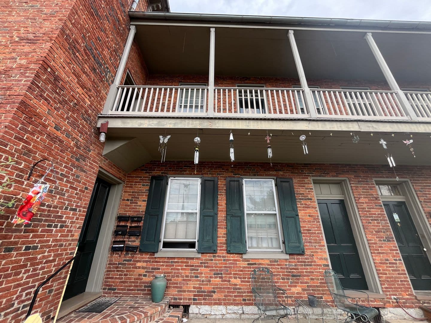 Chambersburg Apartment: 127 Lincoln Way W