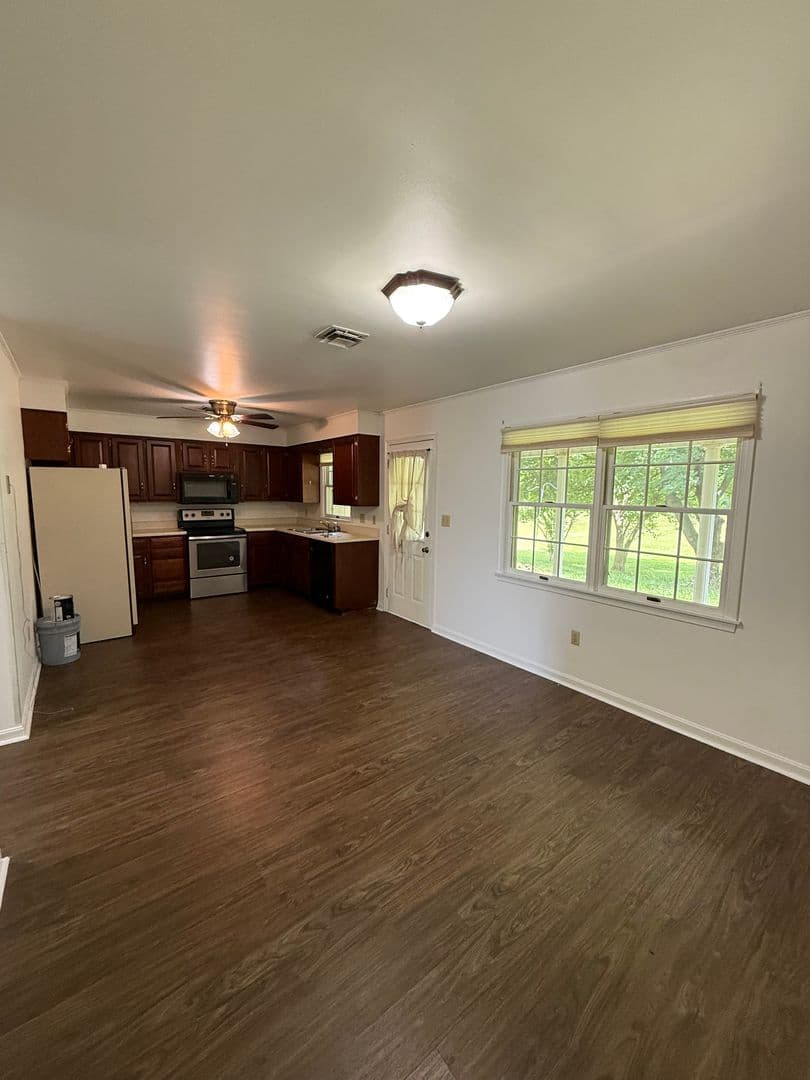 Chambersburg Townhome: 114 Minnich Rd