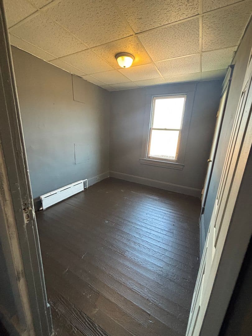 Johnstown Apartment: 521-523 Dorothy Ave