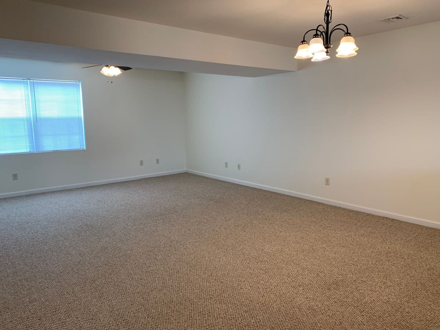 Chambersburg Apartment: 391-405 Lantern Ln